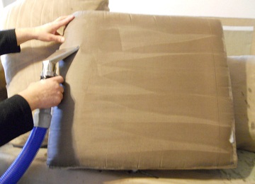 cleaning-seat-cushions